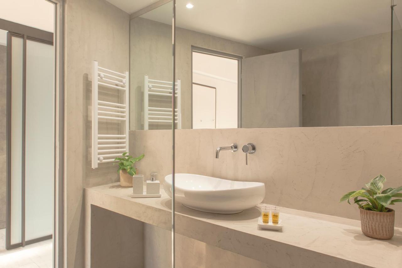 Luxury Apartment Near Acropolis-Living Stone Gold 아테네 외부 사진