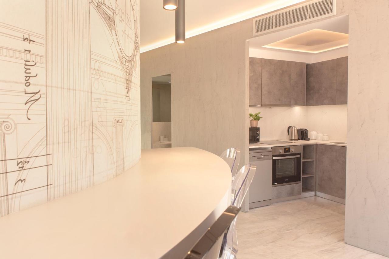 Luxury Apartment Near Acropolis-Living Stone Gold 아테네 외부 사진