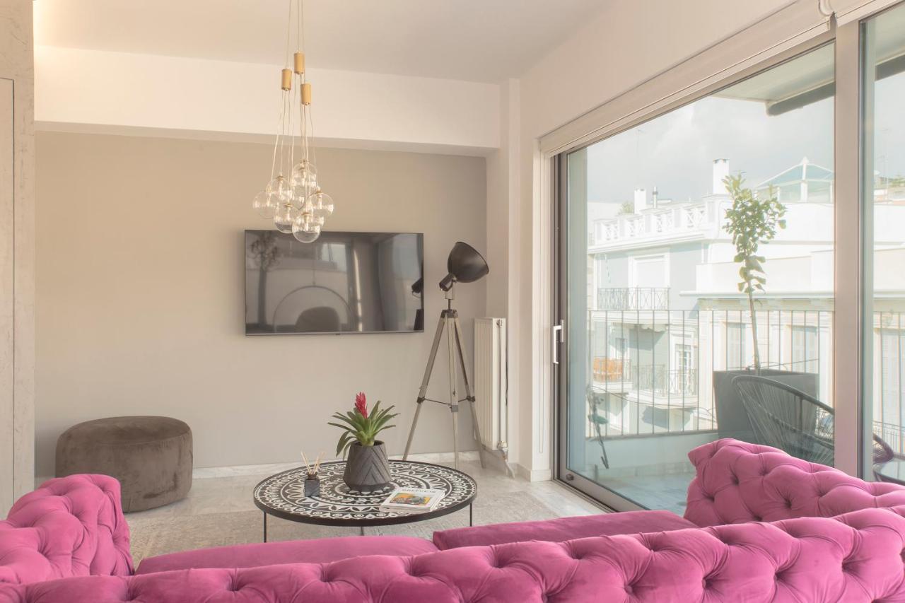 Luxury Apartment Near Acropolis-Living Stone Gold 아테네 외부 사진
